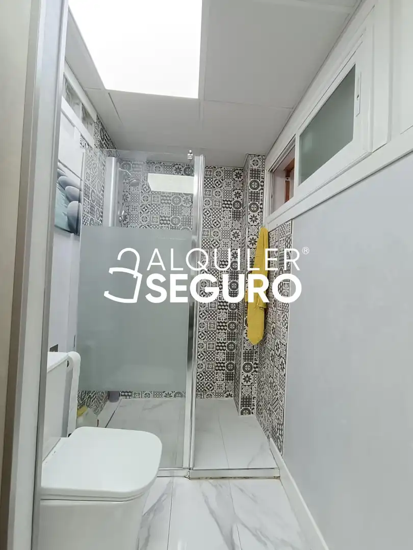 Piso con ascensor en alquiler en del Universo, imagen 9