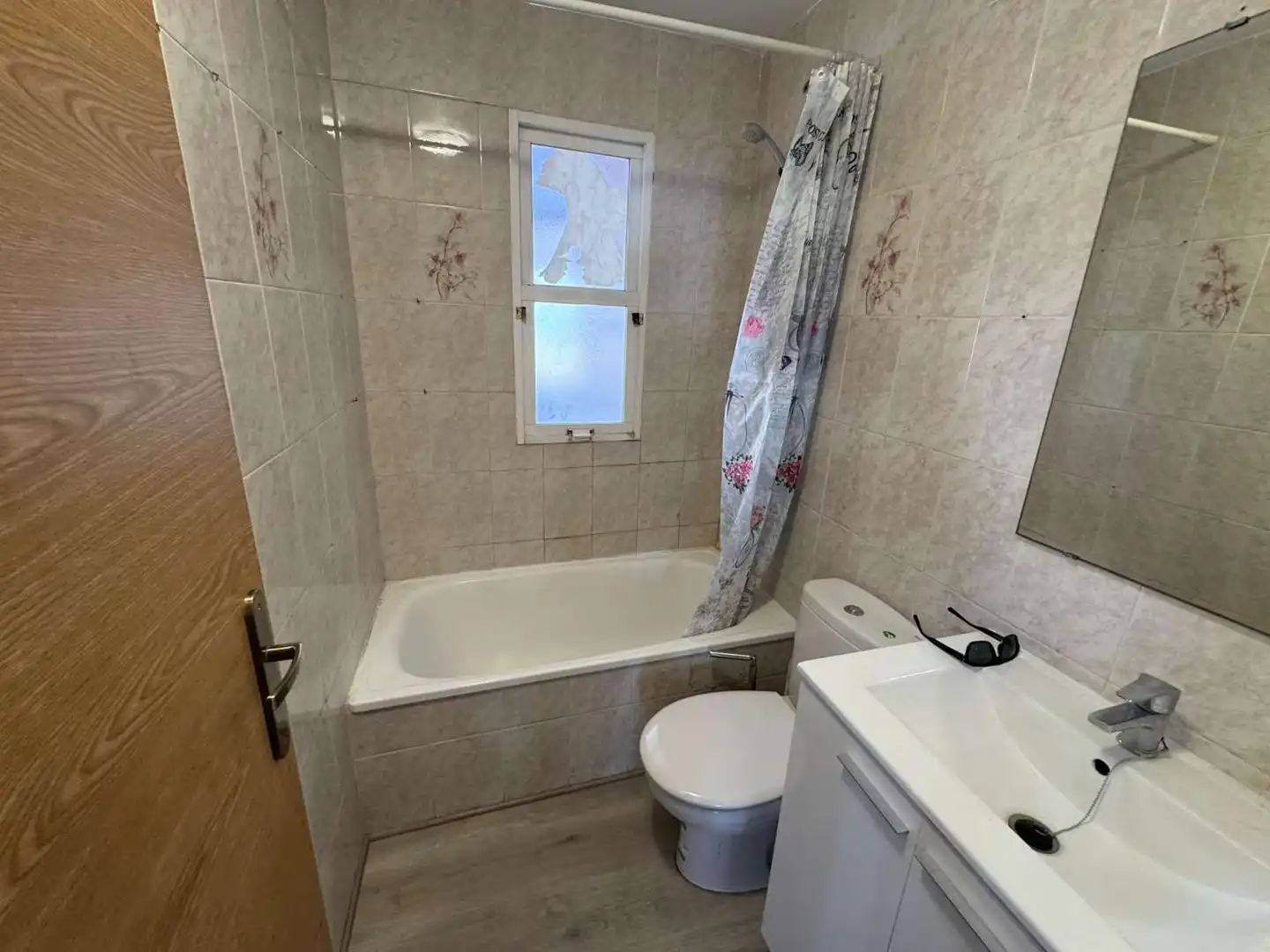 Baño de Estudio en venta en Torrevieja con Terraza, Piscina y Amueblado