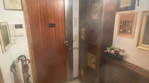 Foto 2 de Piso en venta en Carrer Alt de Pedrell, 13, La Font d'en Fargues,  Barcelona Capital