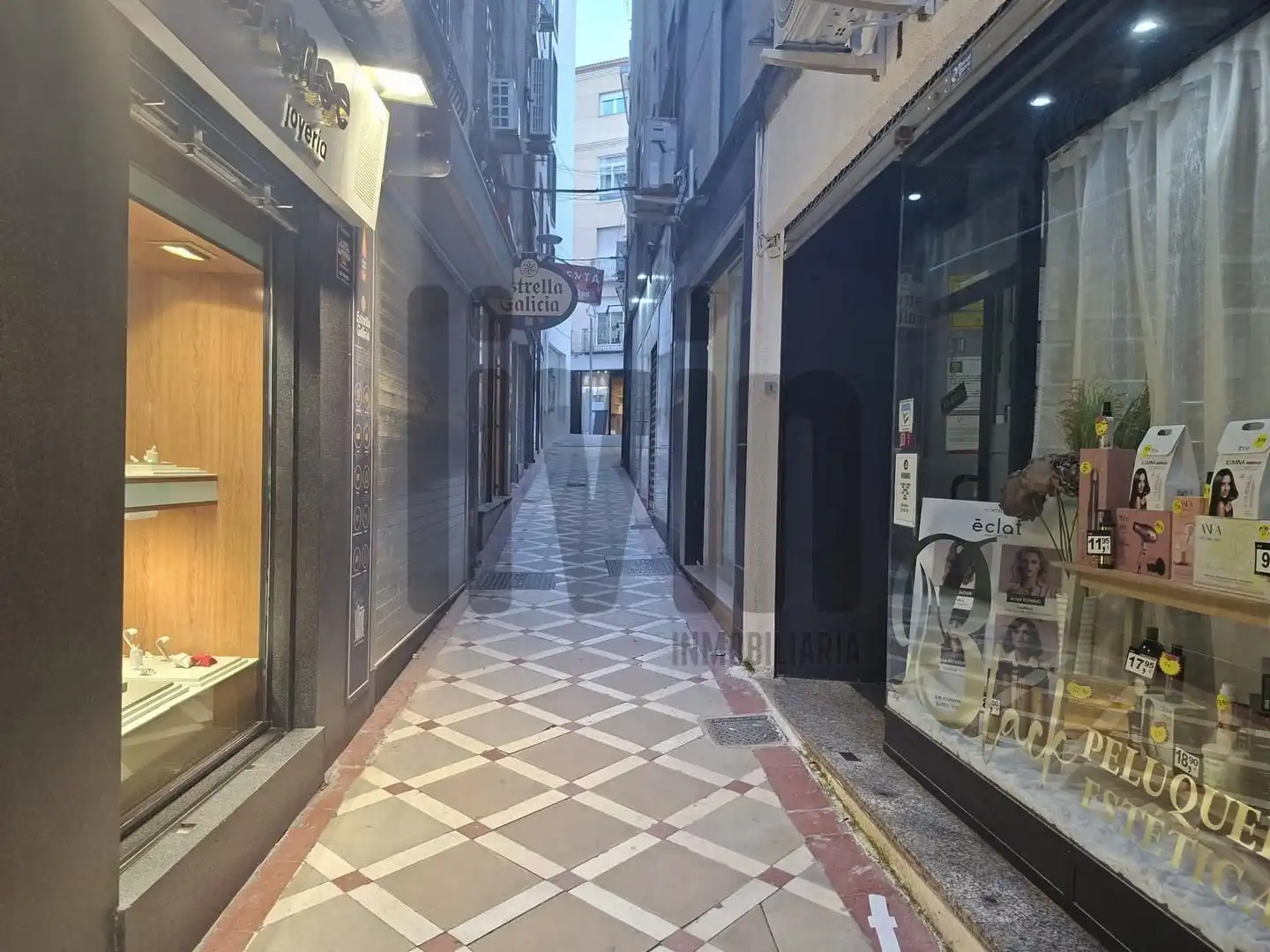 Exterior view of Commercial properties for sale in Jaén