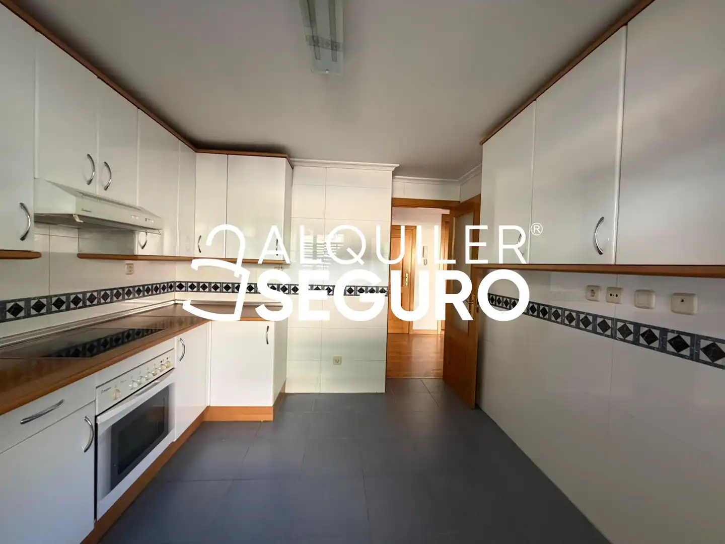 Piso de alquiler en infante don luis, Sector B