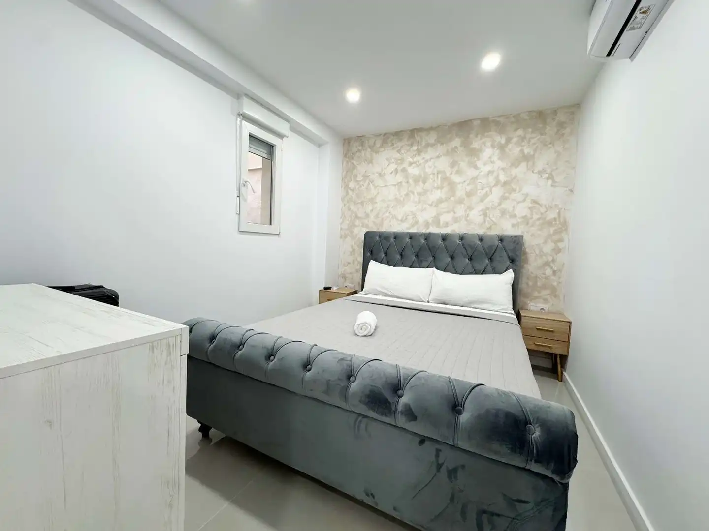 Habitación de Piso en venta en Alicante / Alacant con Jardín privado y Terraza