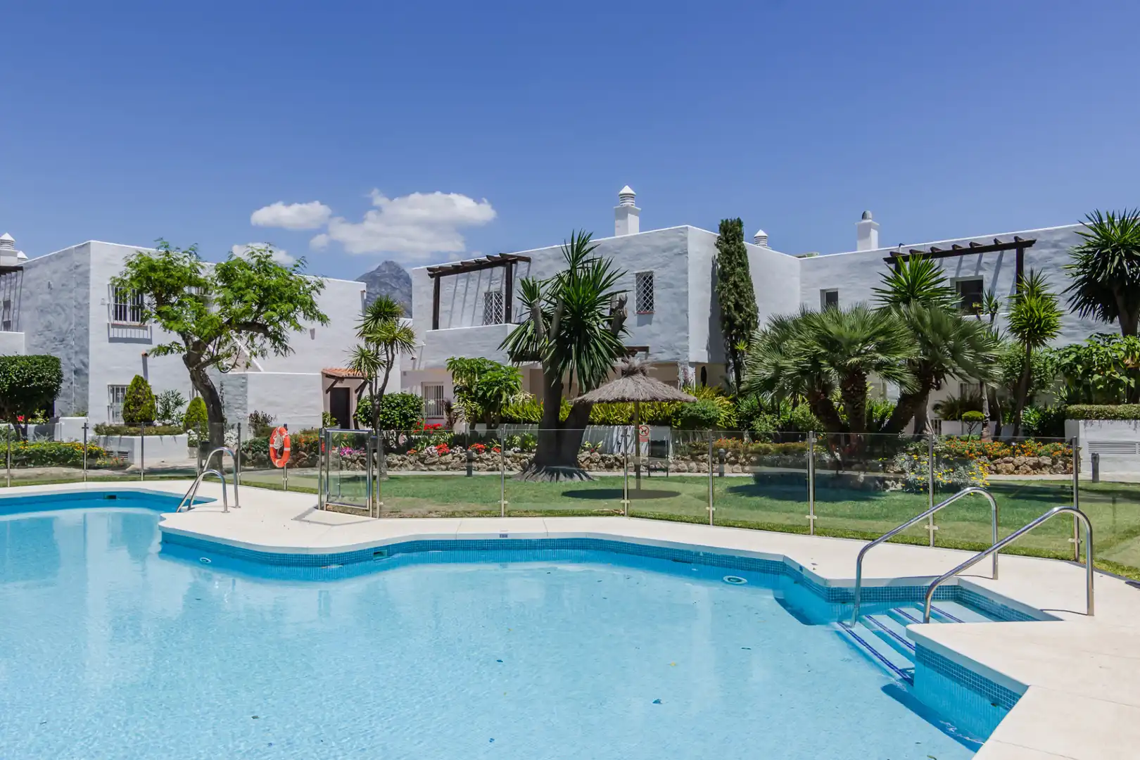 Apartament amb piscina en venda a Marbella Centro