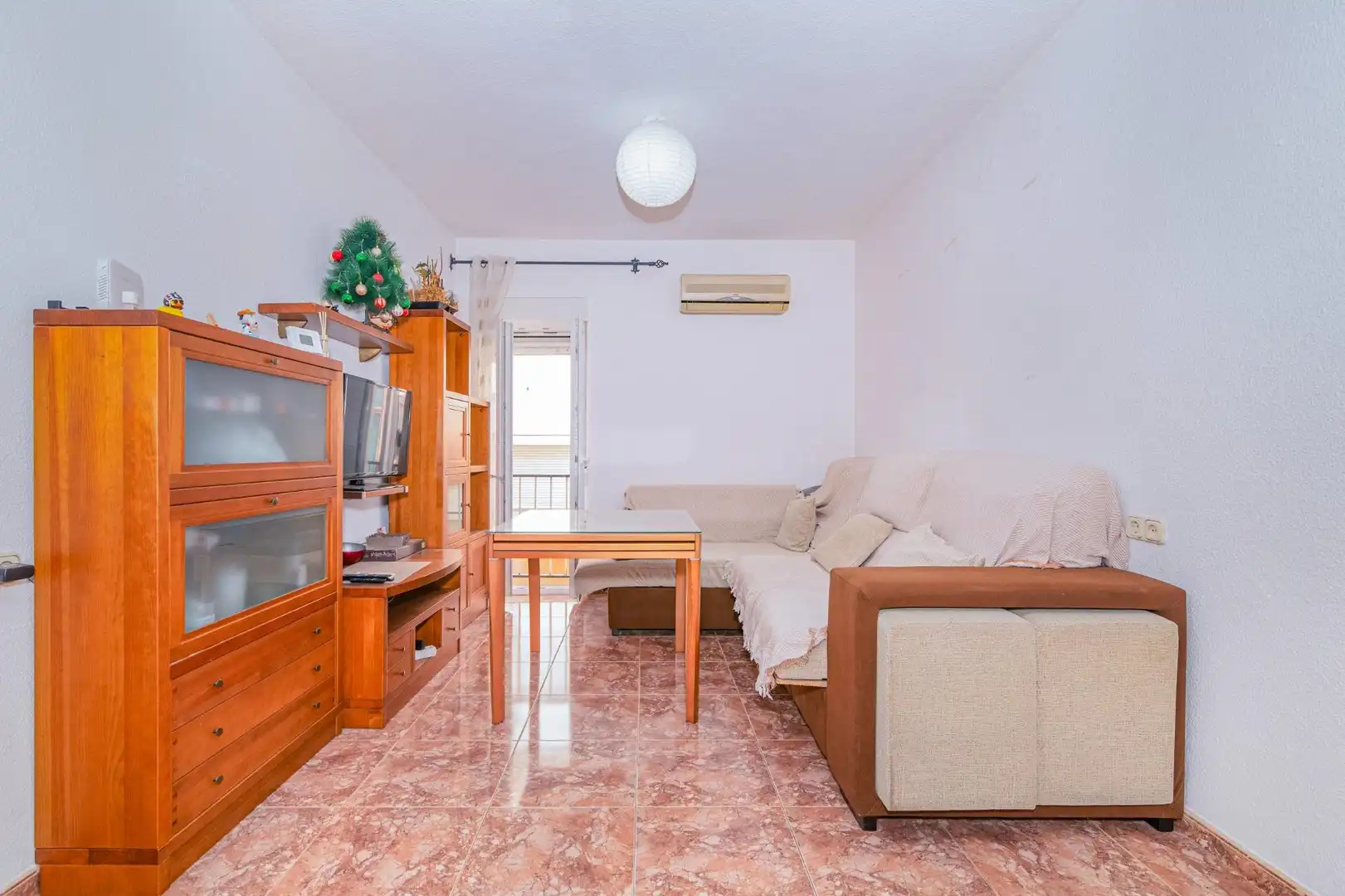 Sala de estar de Piso en venta en Granada con Calefacción y Amueblado