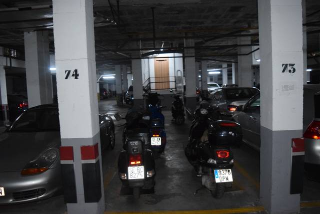 Garaje en Venta en Calle Fernández de Ribera, 16 en Barrio del Nervión