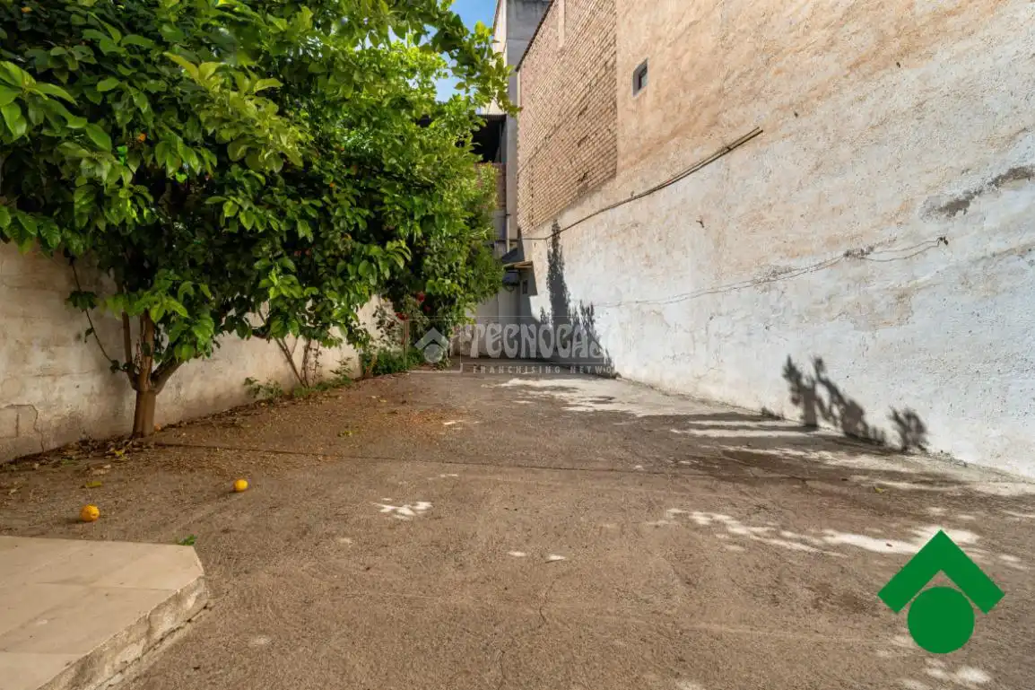 Vista exterior de Casa adosada en venta en Láchar