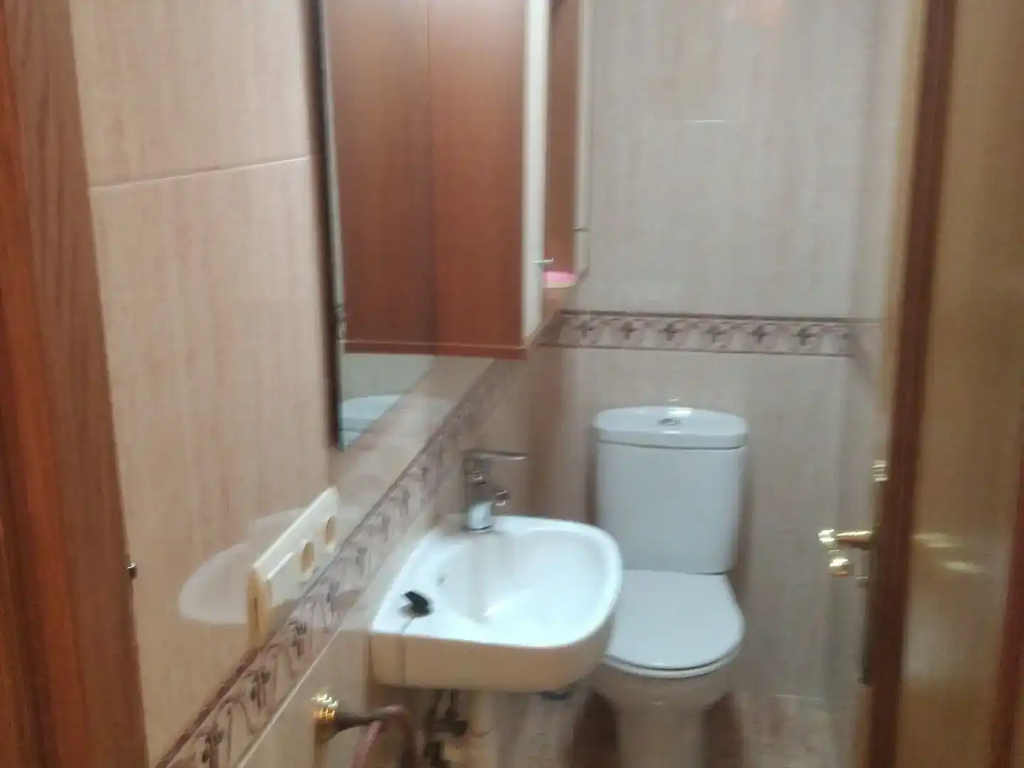 Bany de Pis en venda en  Valencia Capital amb Aire condicionat i Terrassa