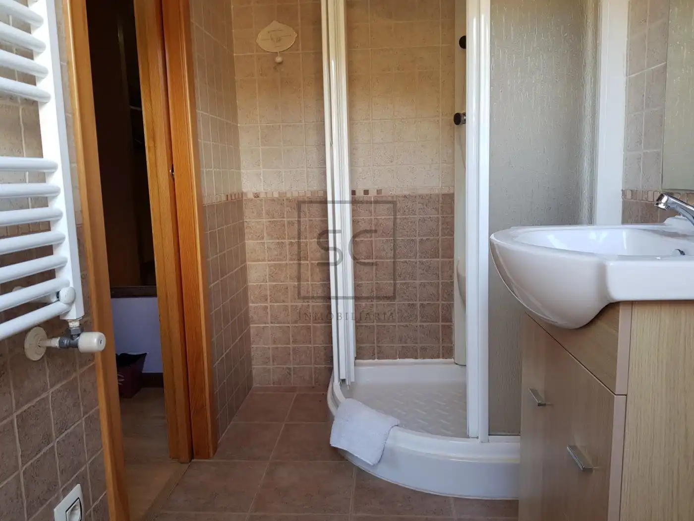 Badezimmer von Country house zum Verkauf in Laxe mit Heizung, Terrasse und Möbliert