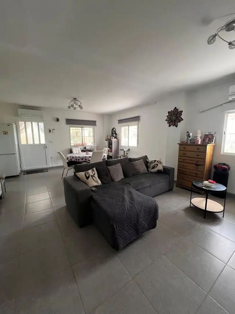Sala d'estar de Casa o xalet en venda en Llíria amb Aire condicionat, Calefacció i Jardí privat