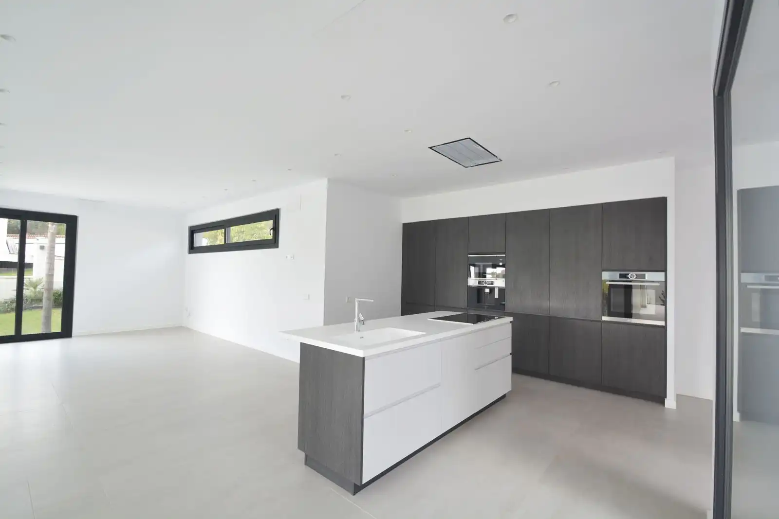Kitchen of Houses for sale in Marbella  with Air Conditioner, Private garden and Terrace