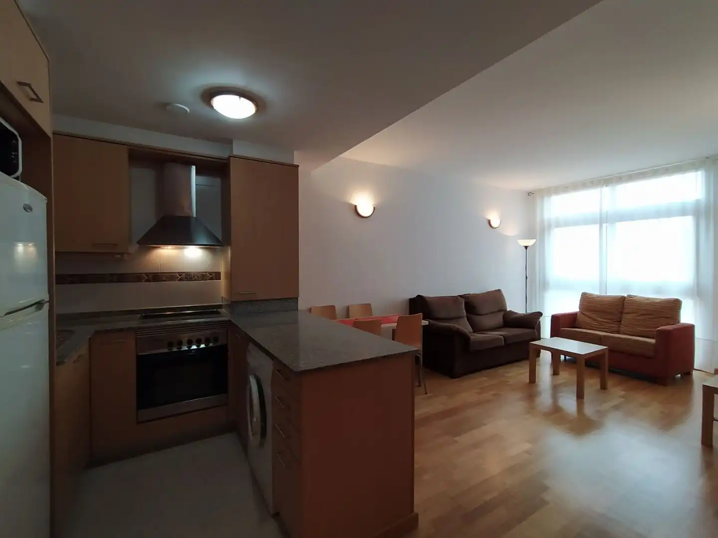 Appartamento con terrazza in vendita a Avenida Constitución 136, imagen 3