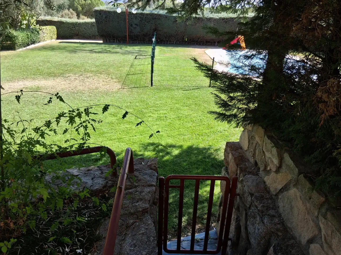 Jardí de Casa adosada en venda en Galapagar amb Aire condicionat, Calefacció i Traster