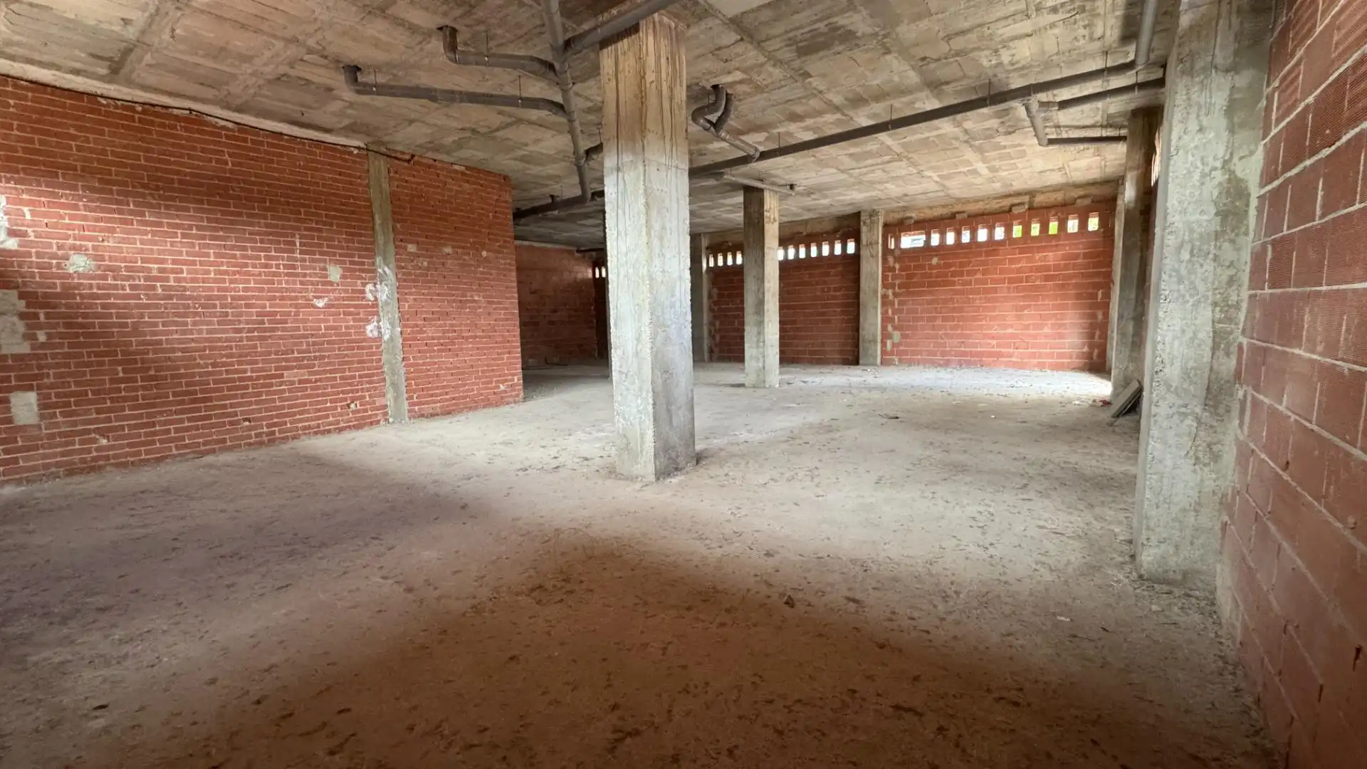 Gewerbefläche zur Miete in Avenida Academia de Infanteria, imagen 9