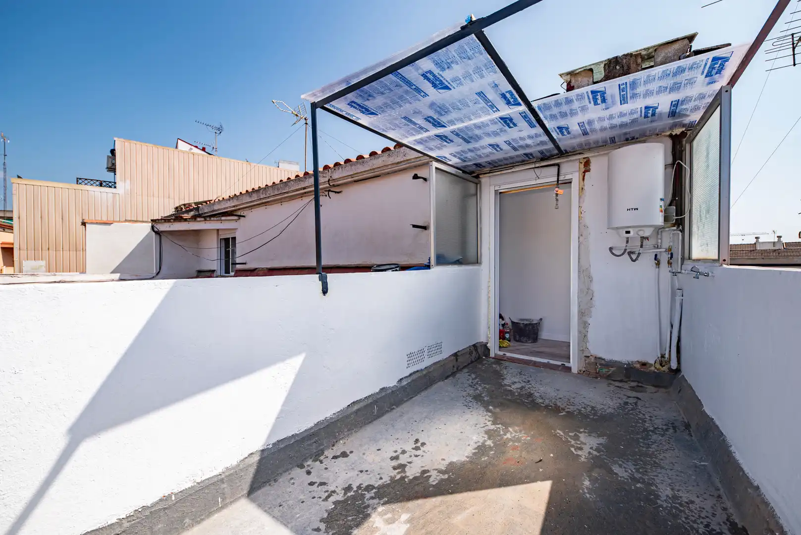Terrasse von Dachboden zum Verkauf in Mataró mit Parkett, Terrasse und Ofen