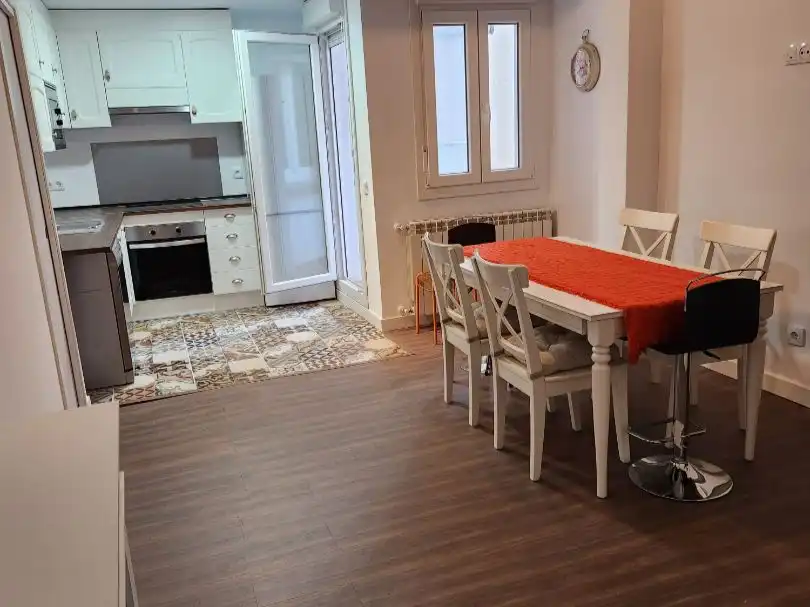 Esszimmer von Wohnung zur Miete in Benavente mit Terrasse, Möbliert und Ofen