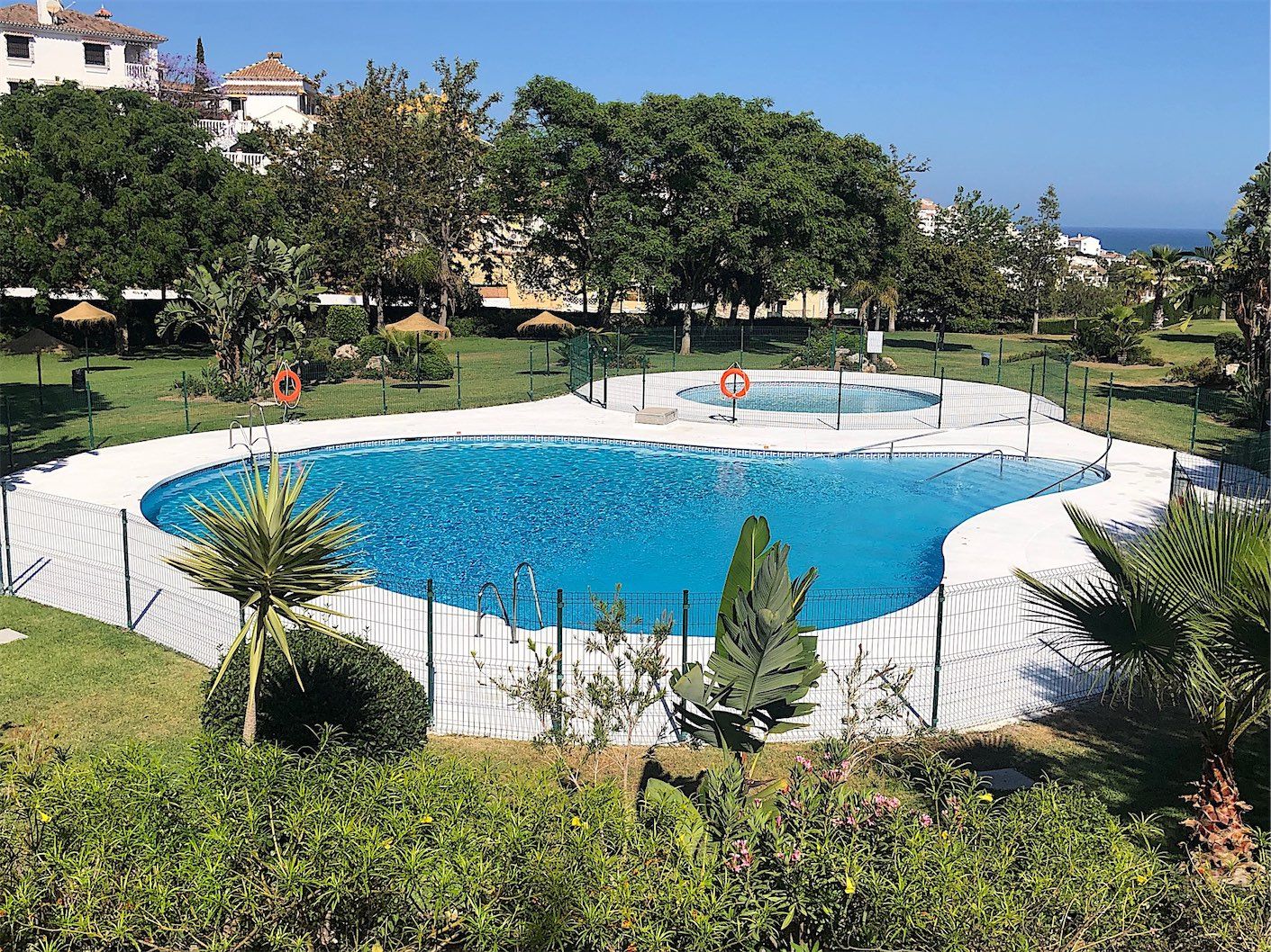 Piscina de Casa o xalet en venda en Benalmádena amb Aire condicionat, Calefacció i Jardí privat