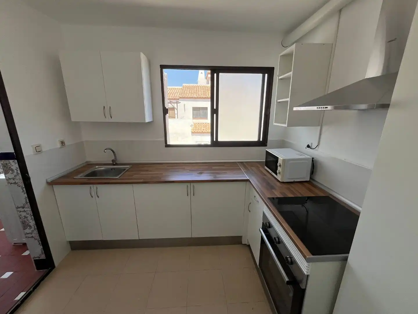 Cocina de Piso en venta en Roquetas de Mar con Terraza, Amueblado y Horno