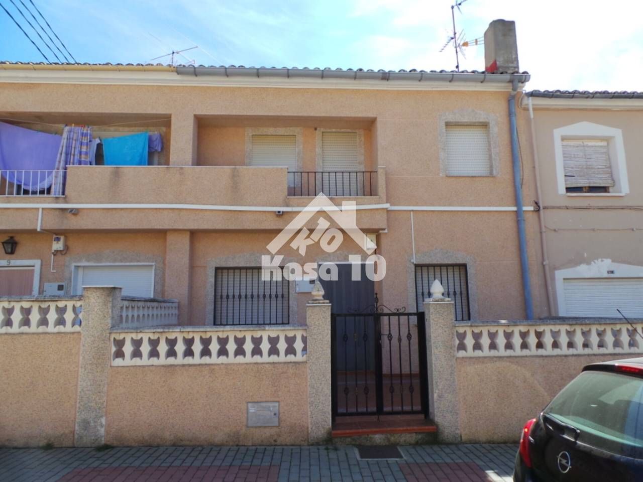 Vista exterior de Casa o xalet de lloguer en Ibi amb Terrassa i Moblat