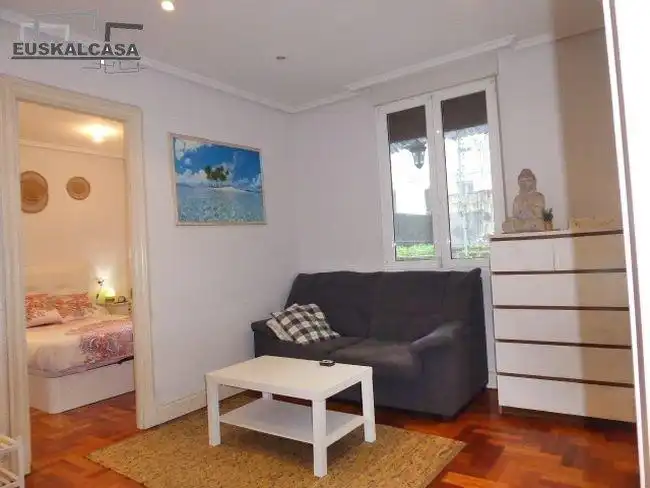 Habitación de Apartamento en venta en Errekalde