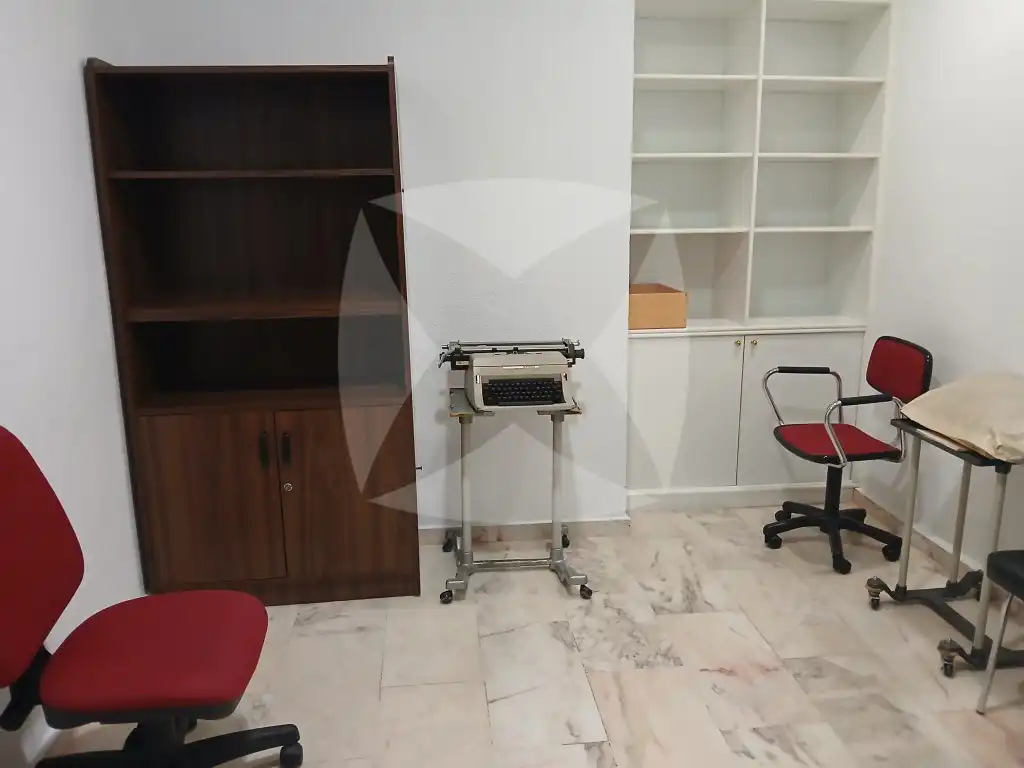 Commercial properties for rent in Badajoz  with Air Conditioner