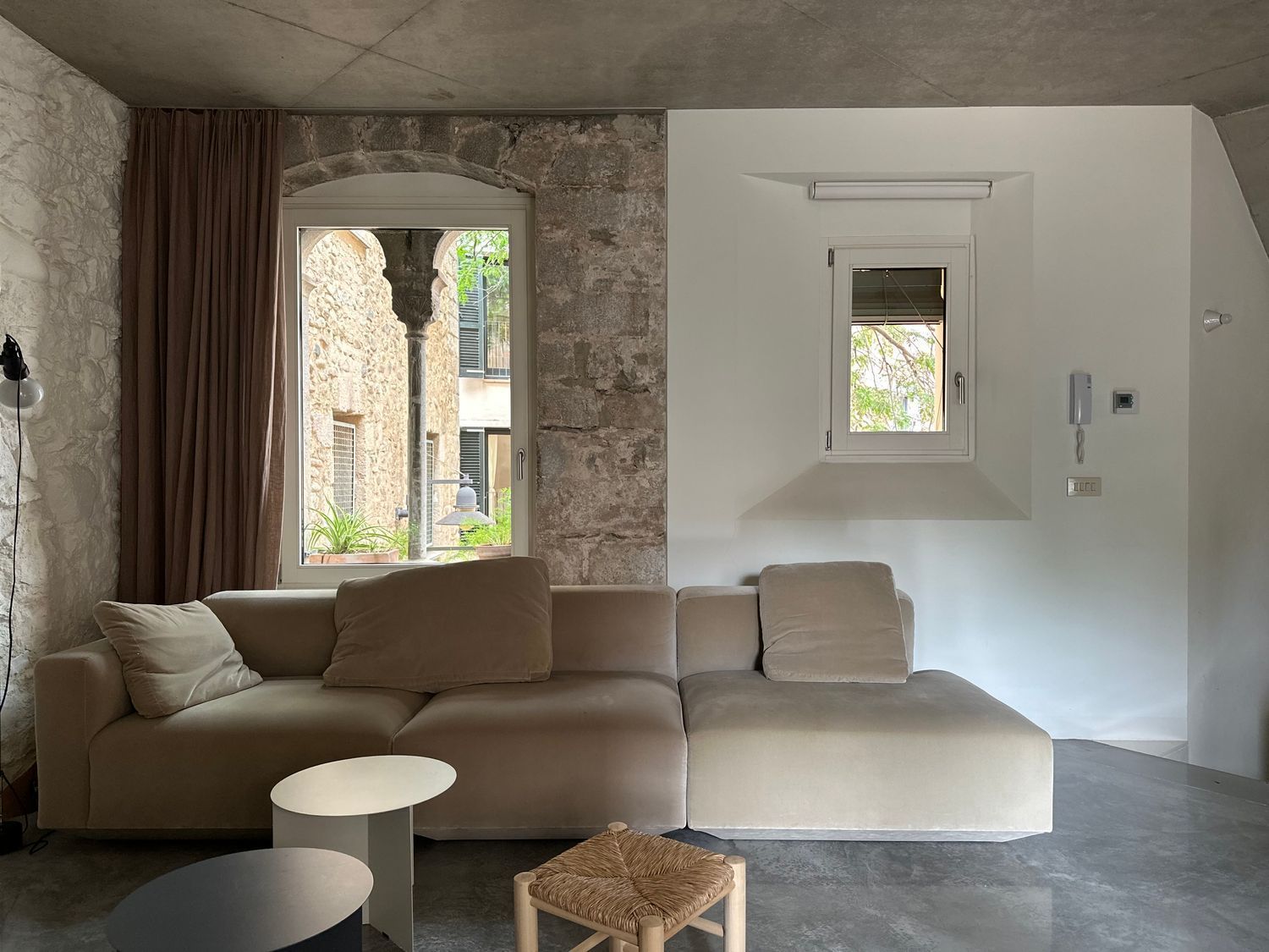 Living room of Flat to rent in Girona Capital  with Terrace and Storage room