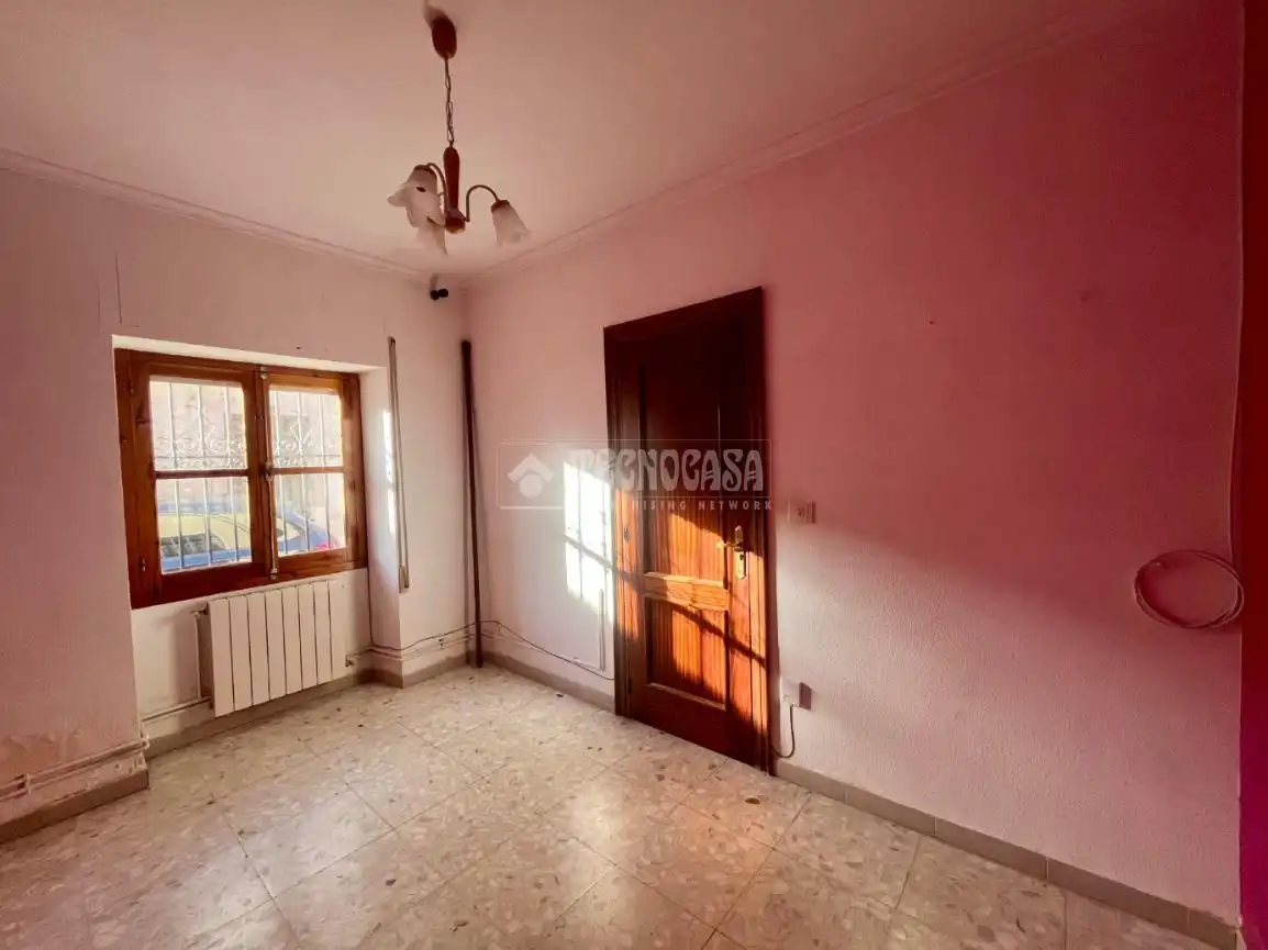 Bedroom of Detached homes for sale in Valdepeñas  with Air Conditioner, Heating and Terrace