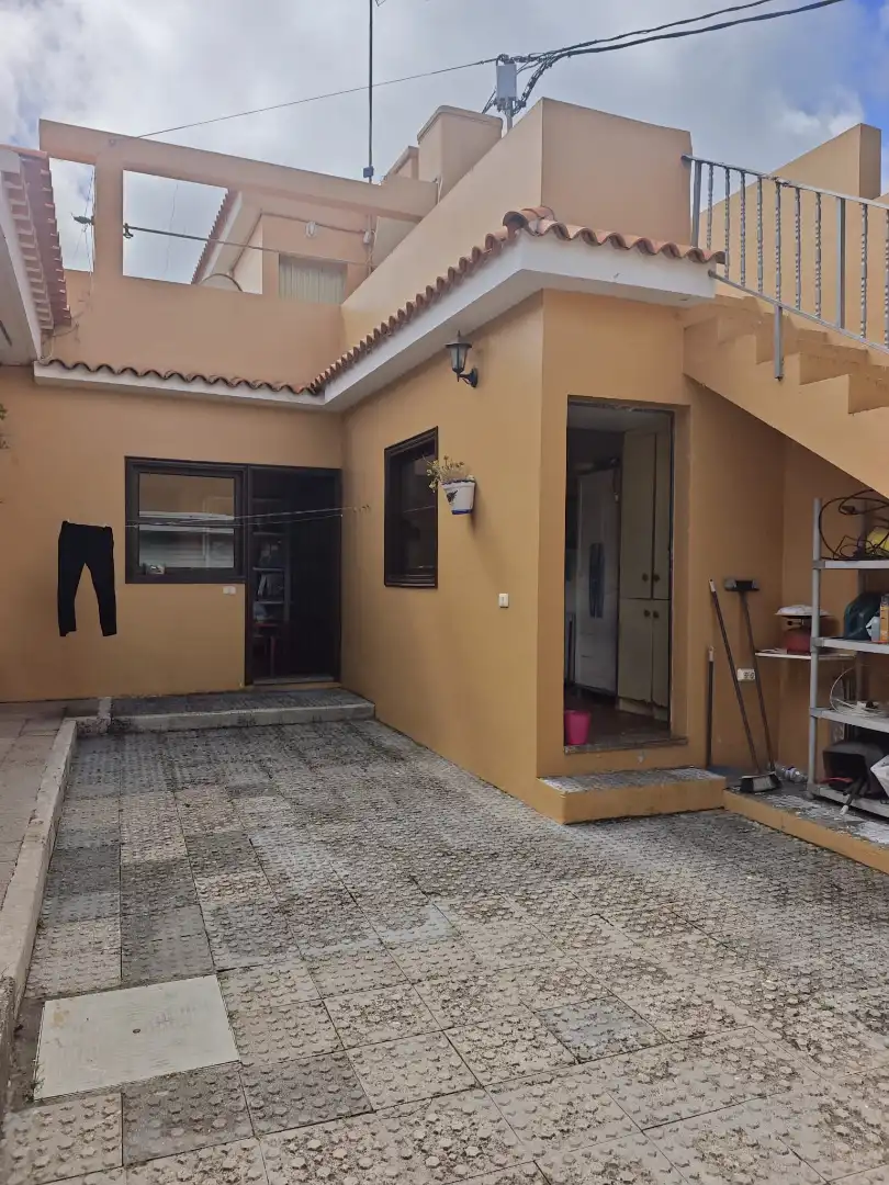 Casa o chalet en venta en Tacoronte con Jardín privado, Trastero y Horno