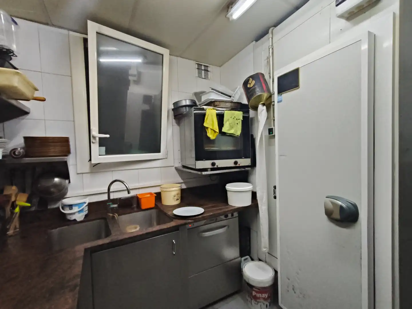 Cocina de Local en traspaso en Barcelona con Aire acondicionado, Terraza y Amueblado