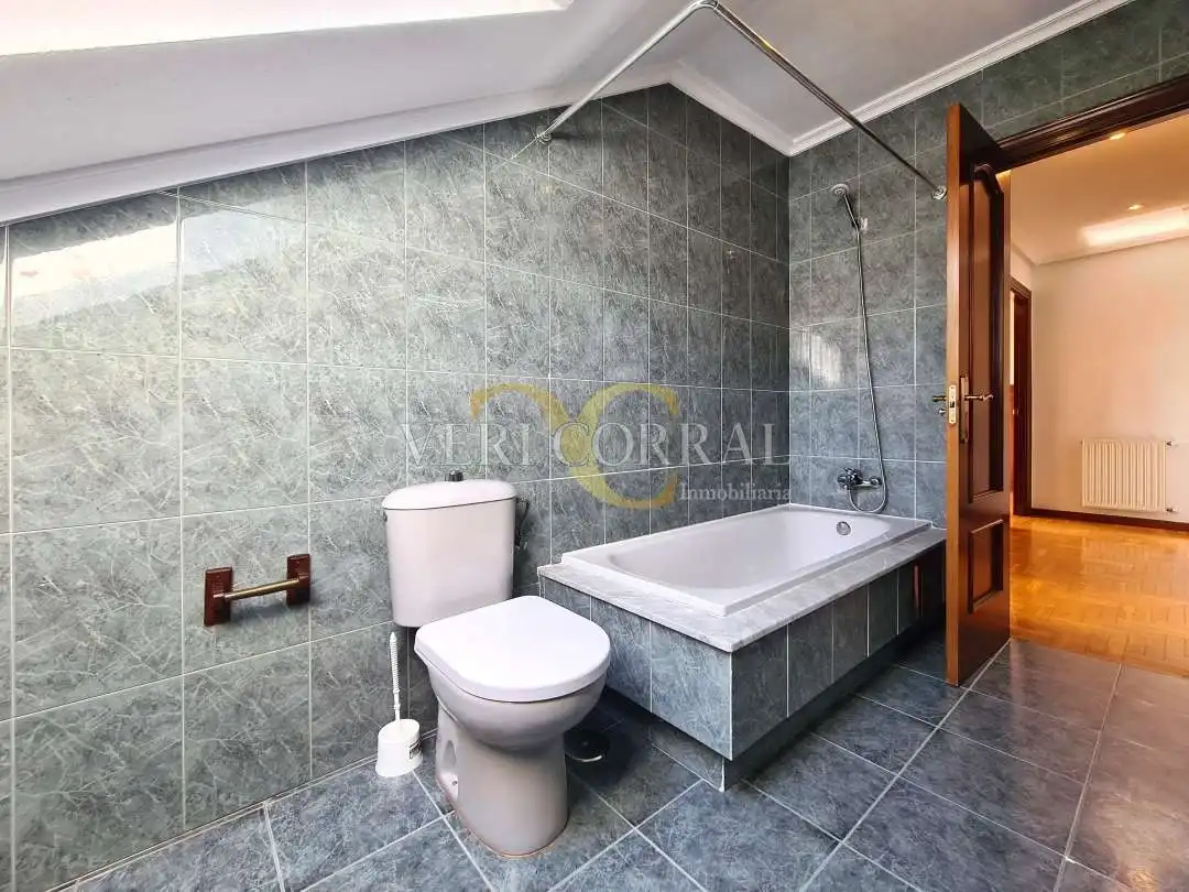 Dúplex en venta en Avenida del Llano, Llano