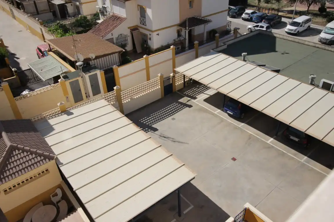 Terraza de Piso en venta en Vélez-Málaga con Terraza y Piscina comunitaria