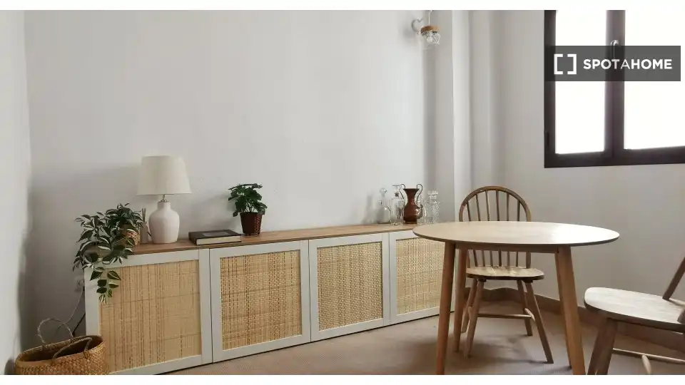 Habitació a Sevilla, Sevilla