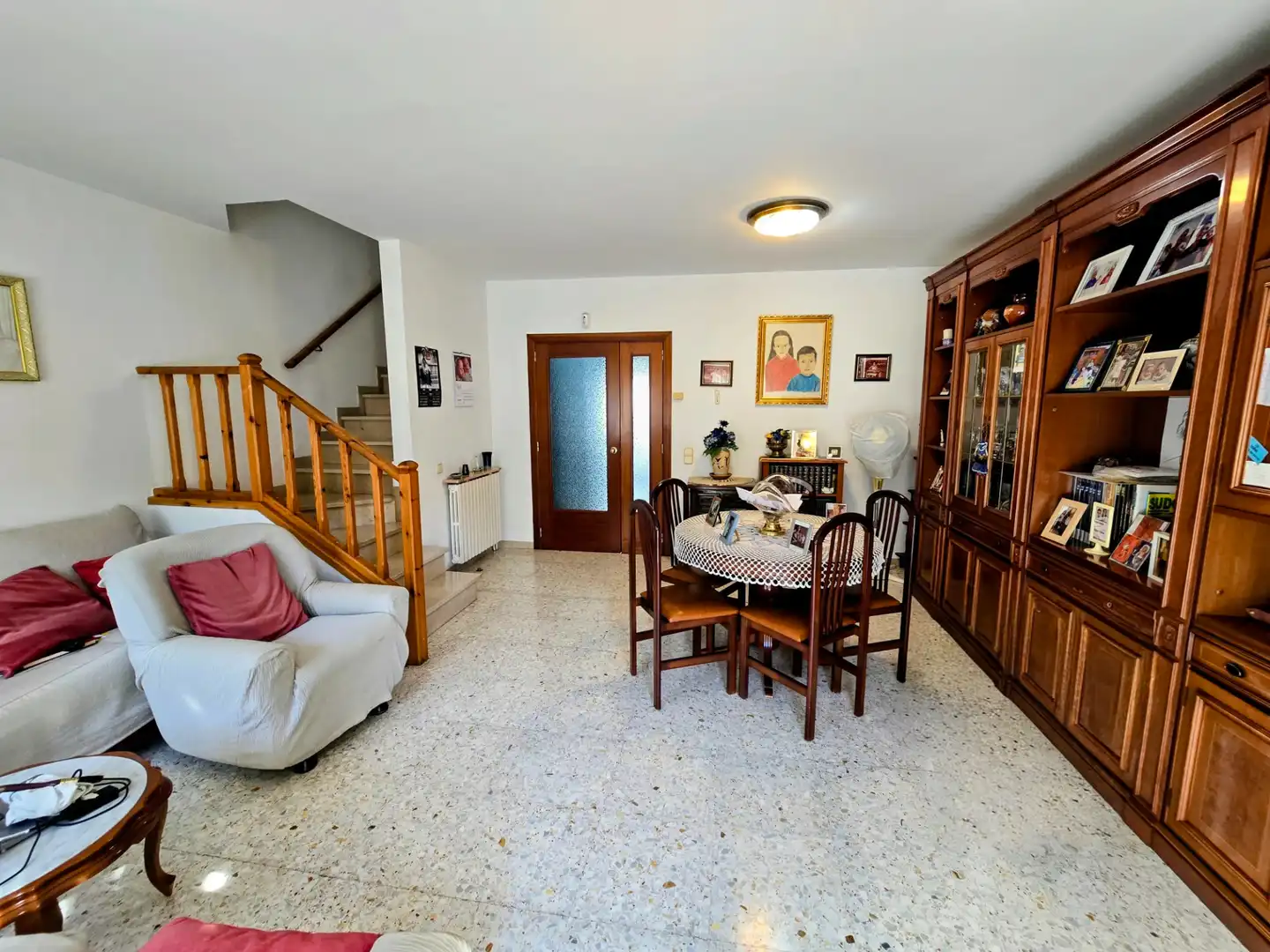 Wohnzimmer von Einfamilien-Reihenhaus zum Verkauf in Manlleu mit Heizung, Privatgarten und Terrasse