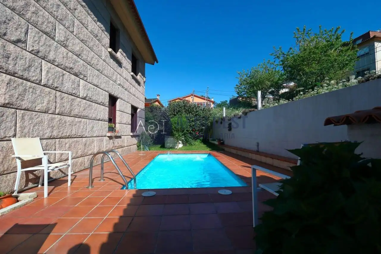 Casa o chalet en venta en Rua Castañal, Cabral - Candeán