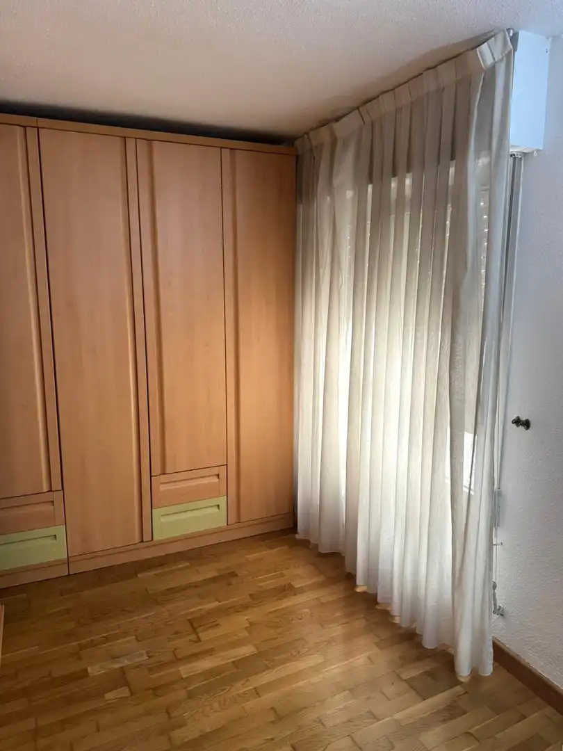 Habitación de Apartamento en venta en Torrevieja con Aire acondicionado, Trastero y Amueblado