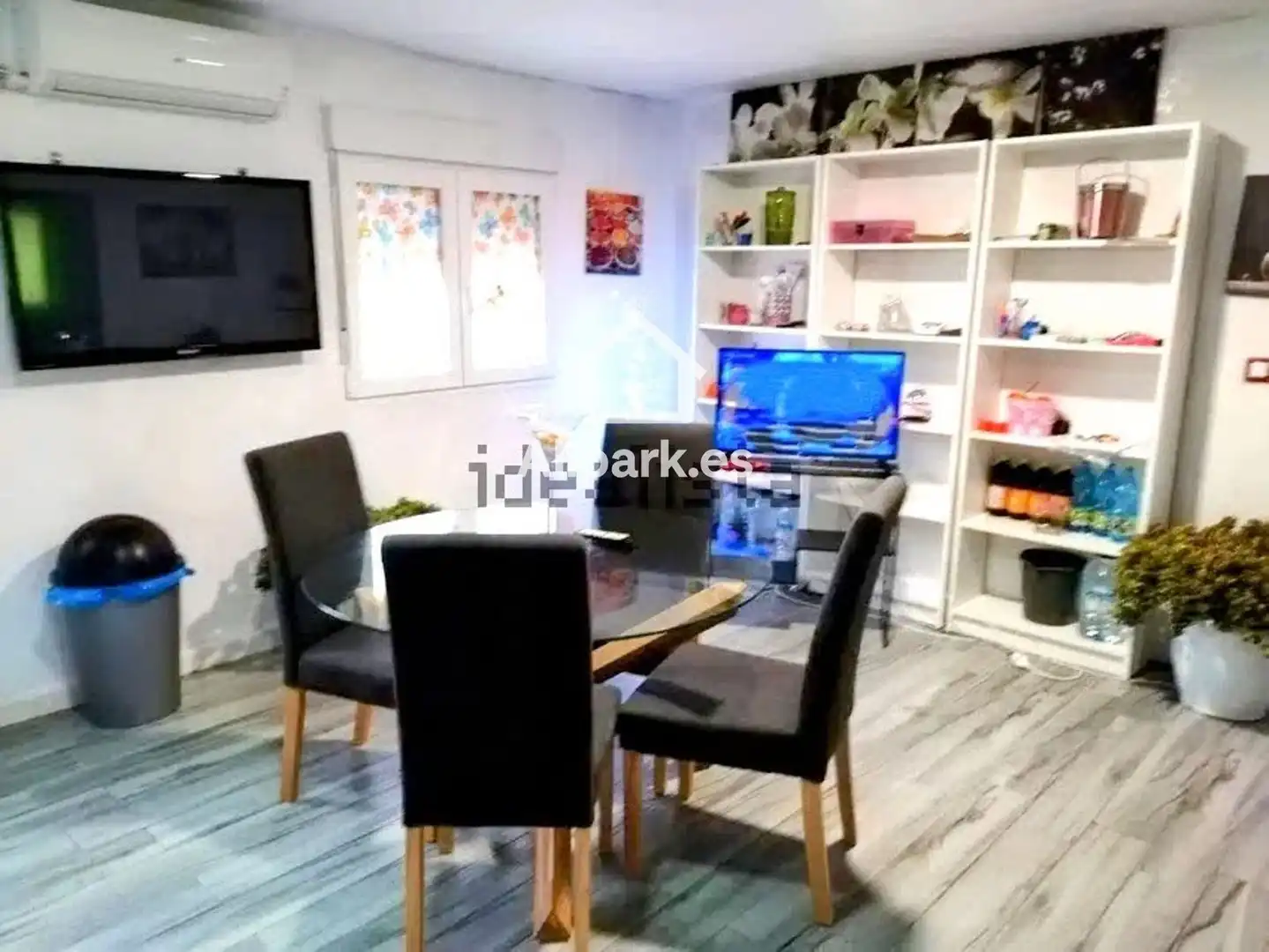 Casa o chalet en venta en Alicante / Alacant con Trastero, Piscina y Amueblado