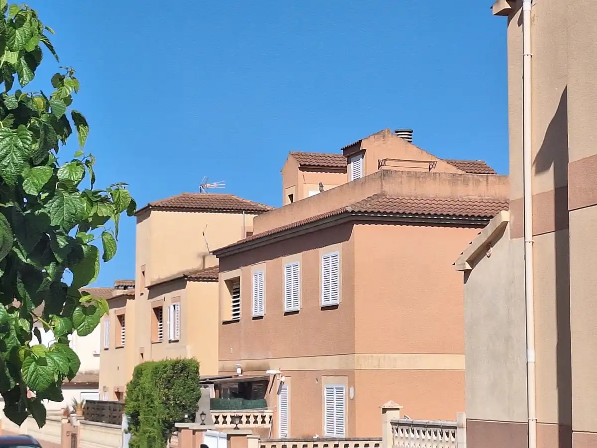 Adossat amb piscina en venda a Carrer de Barcelona 1