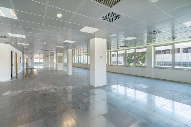 Oficina en Alquiler en N/A en Barri de les Corts