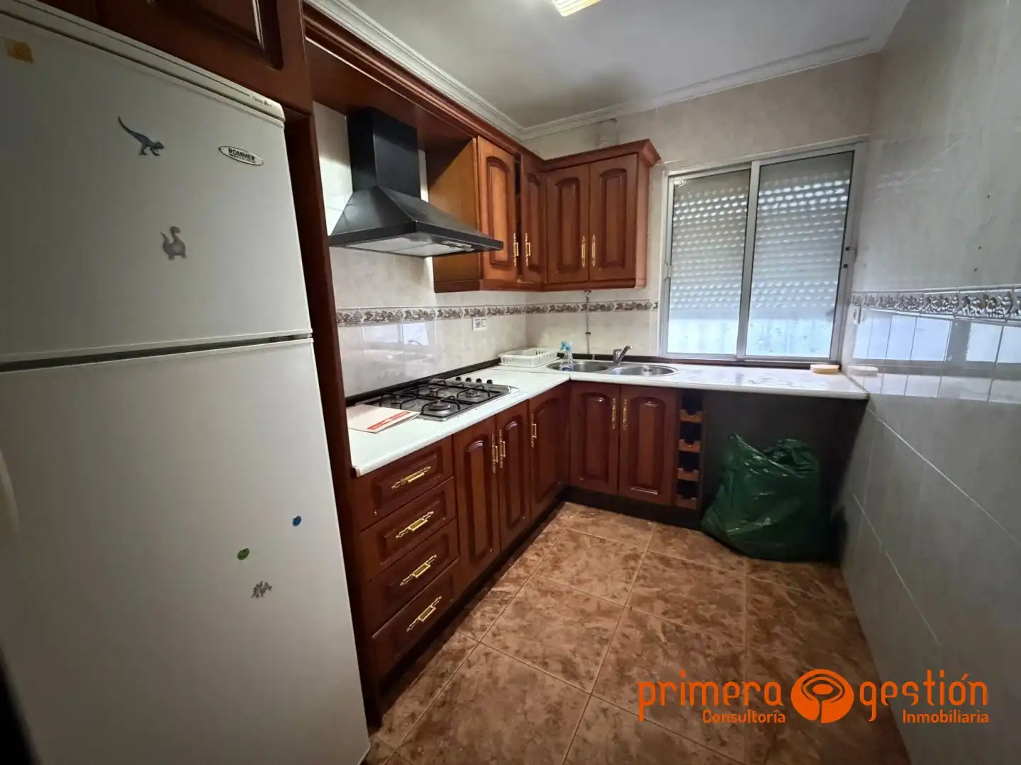 Cocina de Piso en venta en Lora del Río con Trastero, Amueblado y Balcón