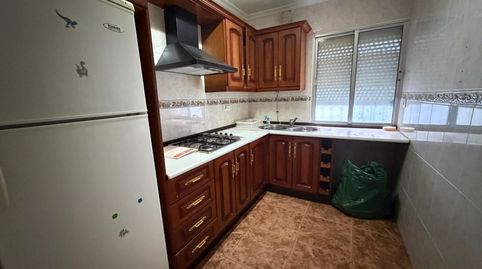 Foto 2 de Piso en venta en Lora del Río, Sevilla