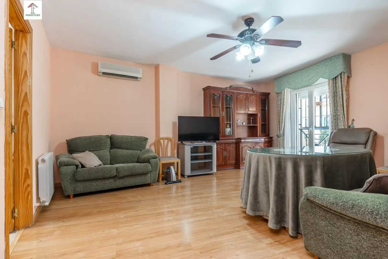 Sala de estar de Piso en venta en Ogíjares con Aire acondicionado, Calefacción y Amueblado