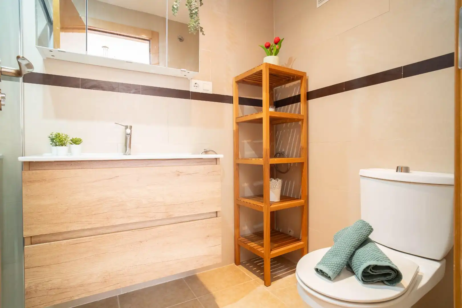 Bany de Apartament en venda en Oropesa del Mar / Orpesa amb Jardí privat, Terrassa i Traster
