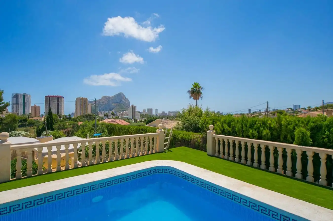 Villa avec piscine à vendre à Carrió - La Merced - Los Pinos, imagen 3