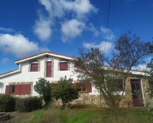 Exterior view of House or chalet for sale in Pozuelo del Páramo  with Private garden