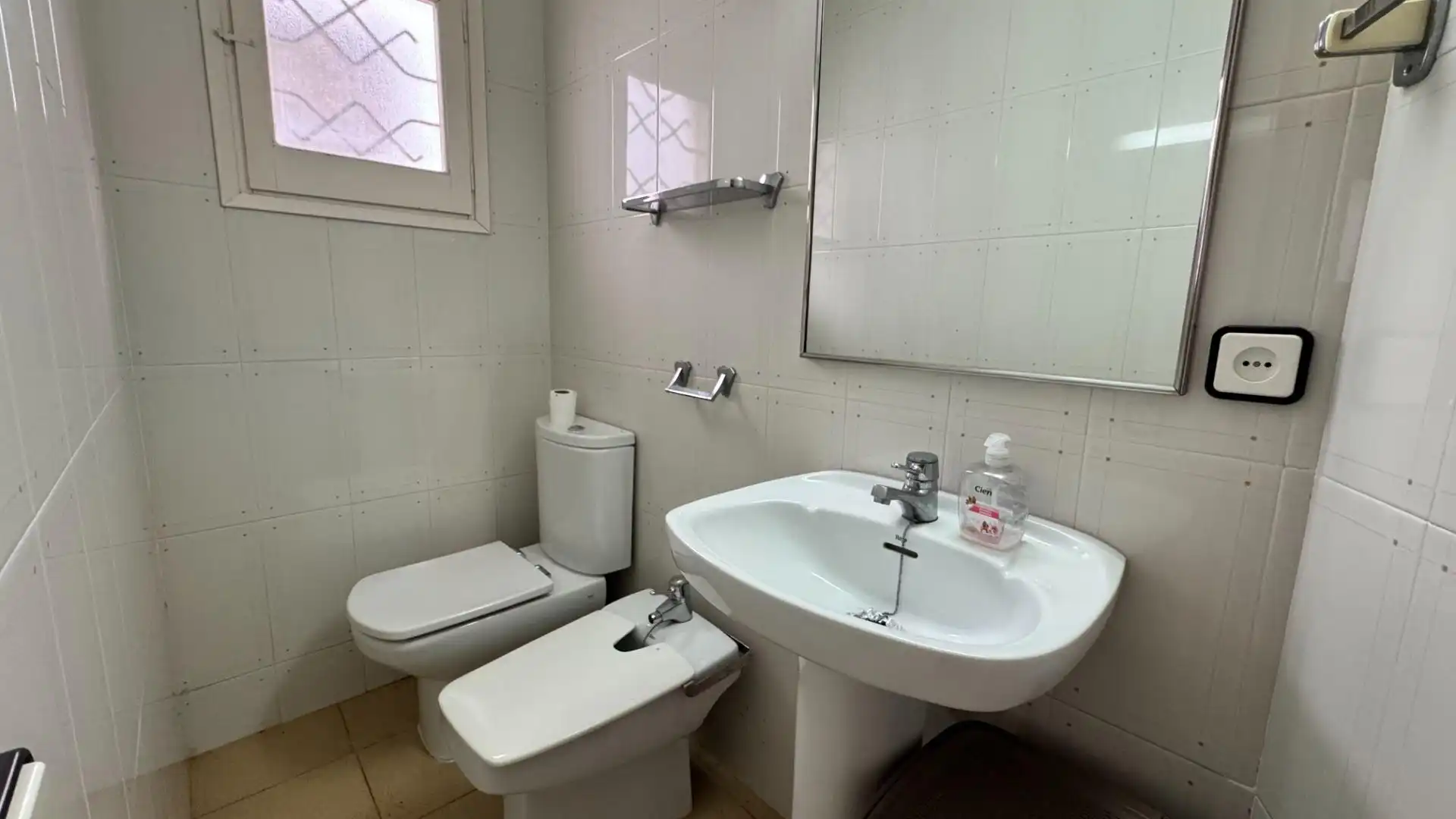 Badezimmer von Wohnung zum Verkauf in Castell d'Aro, Platja d'Aro i s'Agaró mit Terrasse
