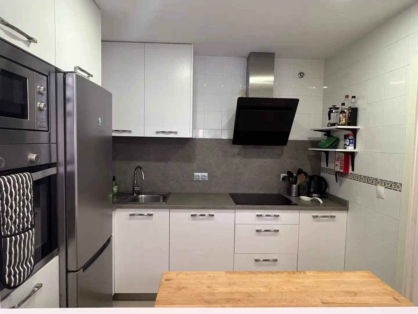Cocina de Planta baja de alquiler en Estepona Pueblo