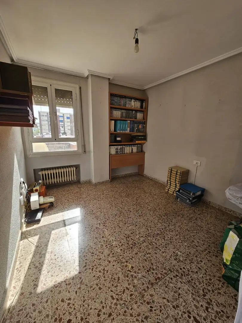 Living room of Flat for sale in Valencia  with Furnished and Balcony