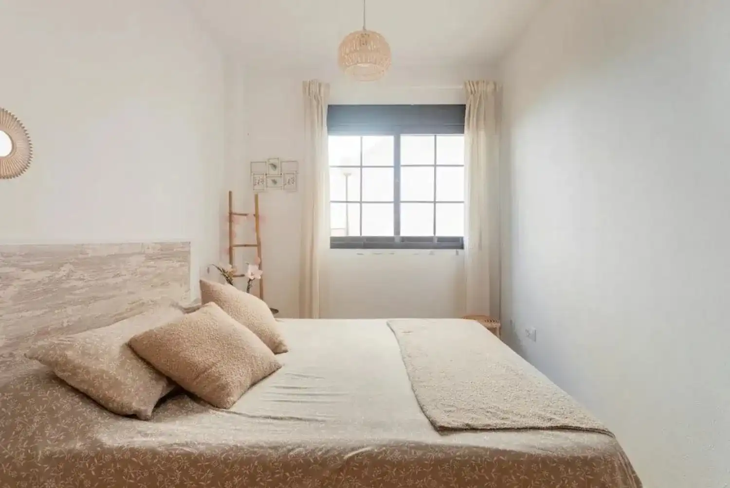 Bedroom of Flat for sale in El Campello  with Air Conditioner, Heating and Private garden