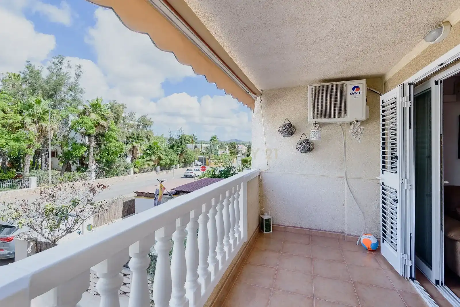 Terraza de Piso en venta en Santa Eulària 