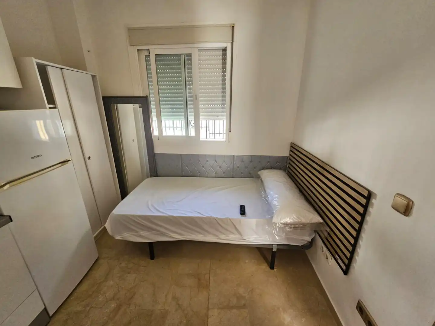 Bedroom of Study for rent in Coín  with Furnished, Washing machine and Microwave