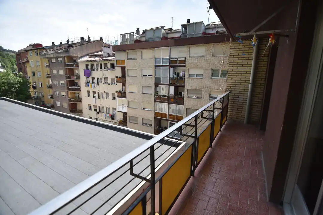 Terraza de Piso en venta en Eibar con Calefacción y Balcón
